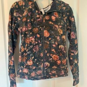 lululemon hoodie with zipper
